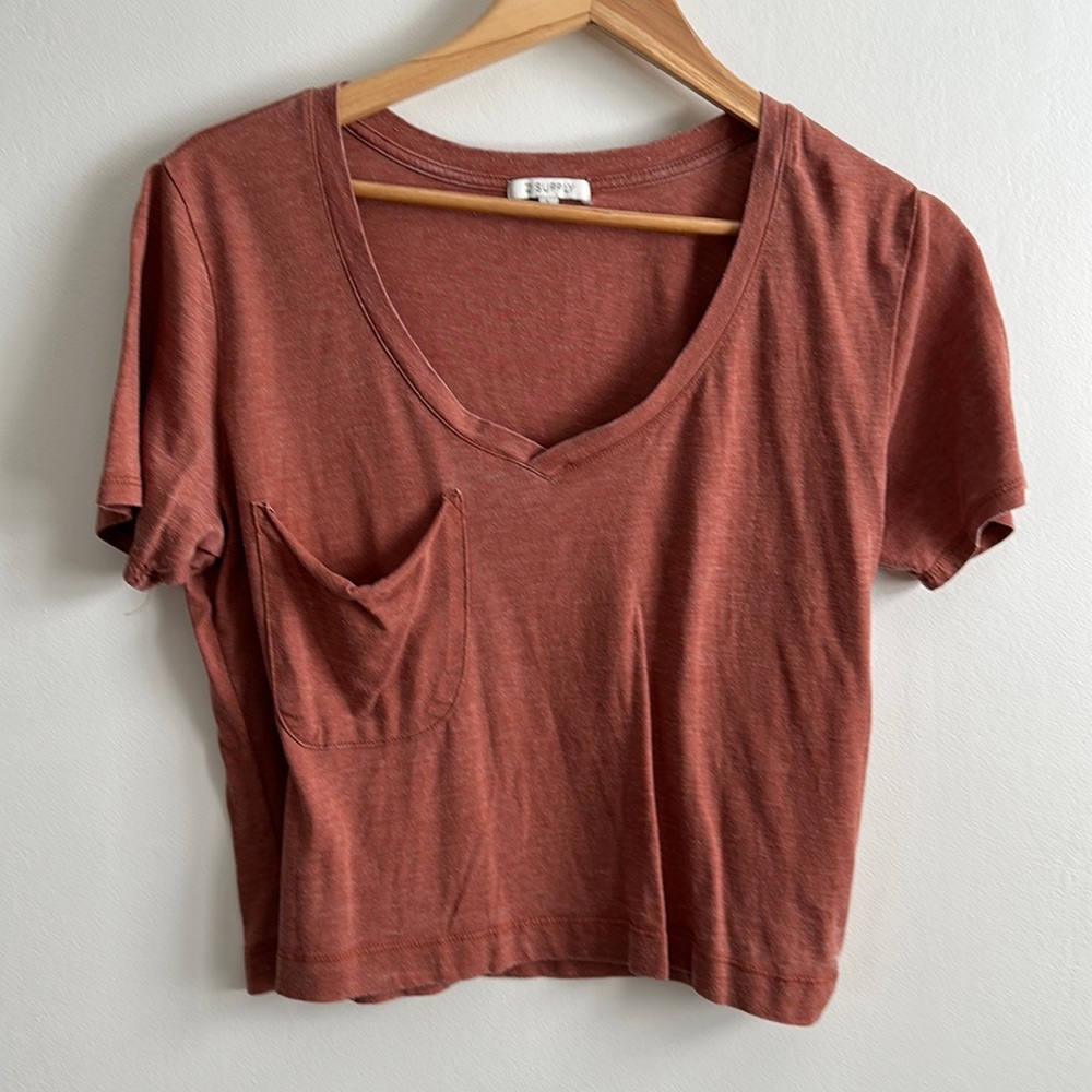 Z supply cropped pocket tee